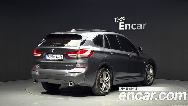 BMW X1 xDrive 20i M Sport — пробег 96 095 км — фото 2 из 5