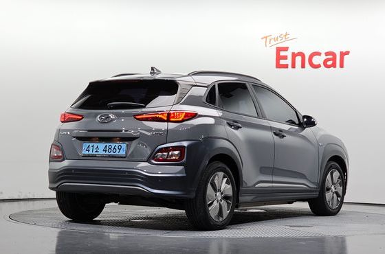 Hyundai Kona Premium — пробег 255 089 км — фото 2 из 5