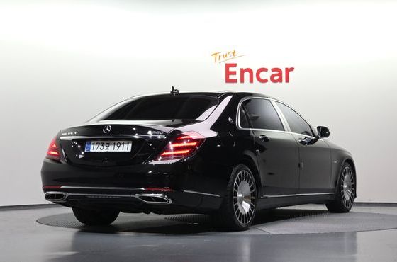 Mercedes-Benz S-Class Maybach S560 4MATIC — пробег 71 130 км — фото 2 из 5