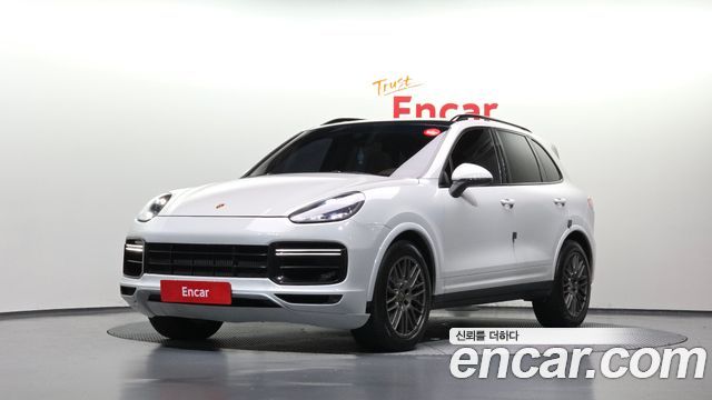 Porsche Cayenne 3.0 Diesel Platium Edition 958 — пробег 179 674 км — фото 1 из 5