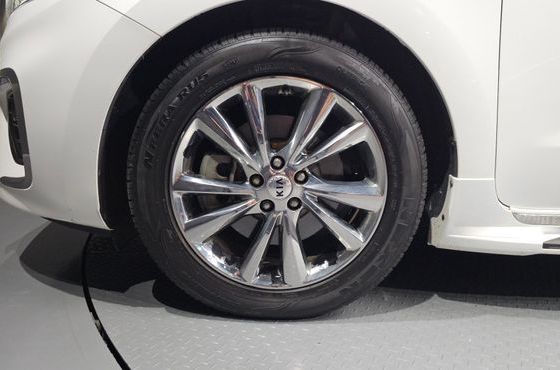 Kia Carnival 9-Seater Noblesse Special — пробег 146 961 км — фото 5 из 5