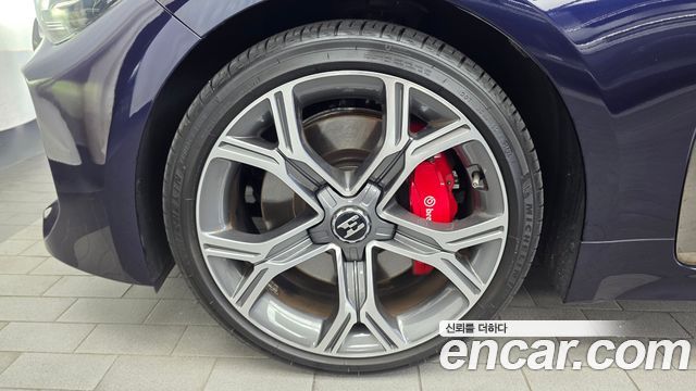 Kia Stinger из Кореи Encar