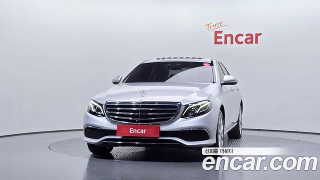 Mercedes-Benz E-Class из Кореи Encar