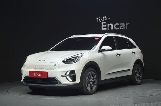 Kia Niro Noblesse — пробег 75 365 км — фото 1 из 5
