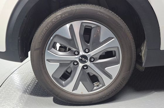 Kia Niro Noblesse — пробег 75 365 км — фото 5 из 5