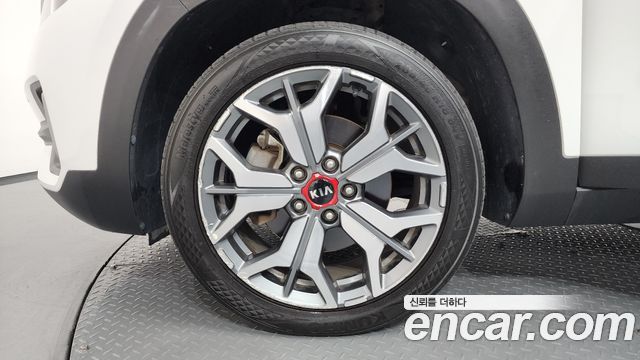 Kia Seltos из Кореи Encar