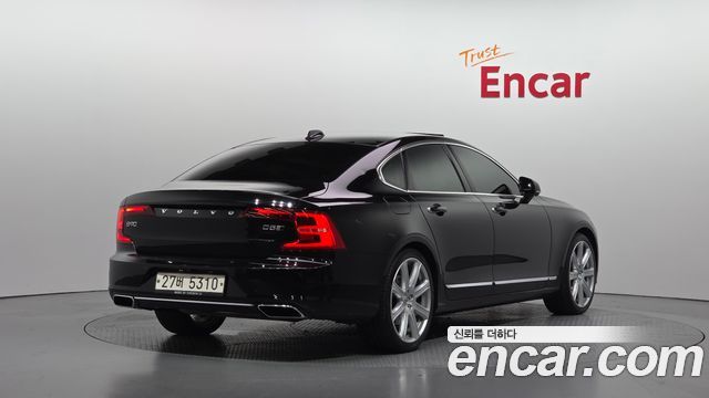 Volvo S90 D5 AWD Inscription — пробег 149 754 км — фото 2 из 5