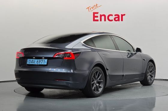Tesla Model 3 Standard Range Plue RWD — пробег 100 595 км — фото 2 из 5