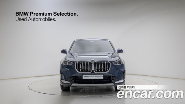 BMW X1 xDrive 20i xLine — пробег 4 849 км — фото 2 из 5