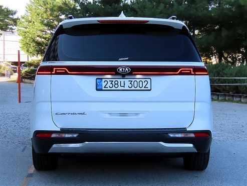 Kia Carnival Diesel 9-Seater Signature — пробег 104 978 км — фото 4 из 5