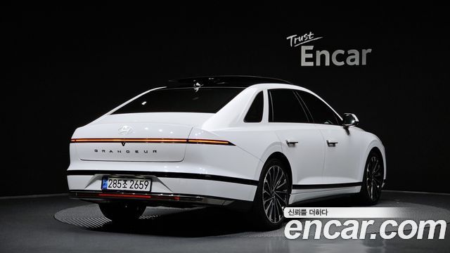 Hyundai Grandeur Calligraphy — пробег 32 468 км — фото 2 из 5