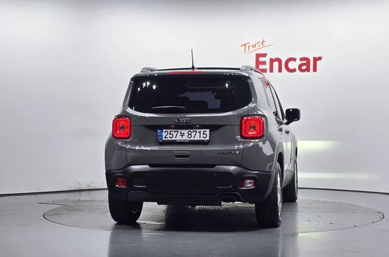 Jeep Renegade 2.4 Limited — пробег 56 515 км — фото 4 из 5