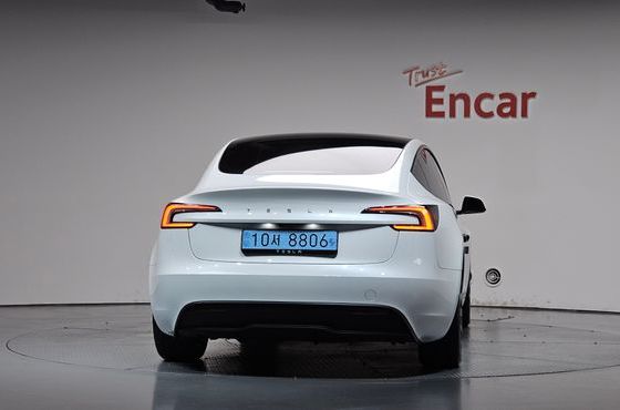 Tesla Model 3 RWD — пробег 9 940 км — фото 4 из 5