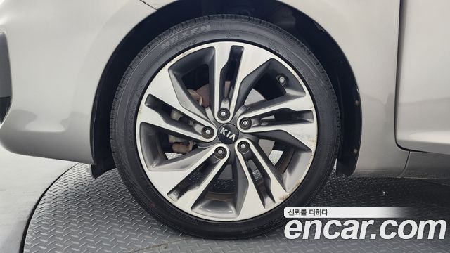 Kia Carens из Кореи Encar
