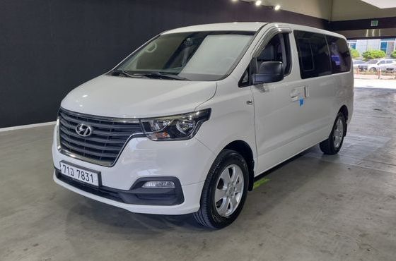 Hyundai Starex 4WD Wagon 12-Seater Smart — пробег 53 783 км — фото 2 из 5