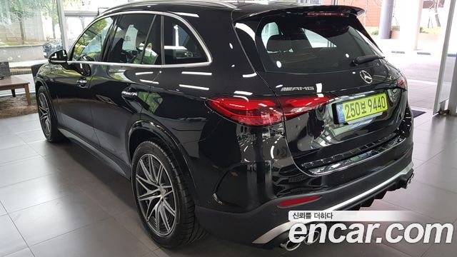 Mercedes-Benz GLC-Class AMG GLC43 4MATIC — пробег 2 118 км — фото 3 из 5