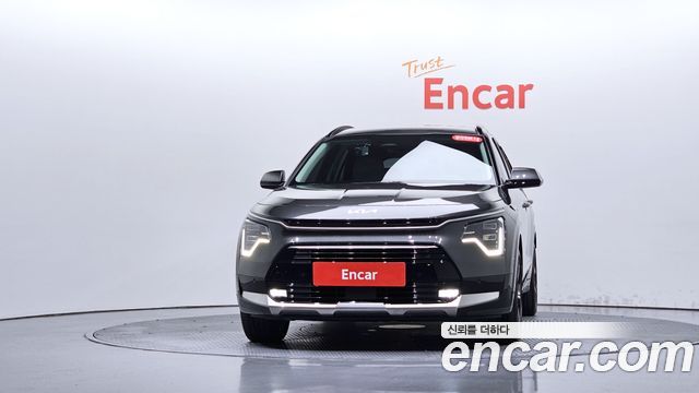 Kia Niro Signature — пробег 31 242 км — фото 3 из 5