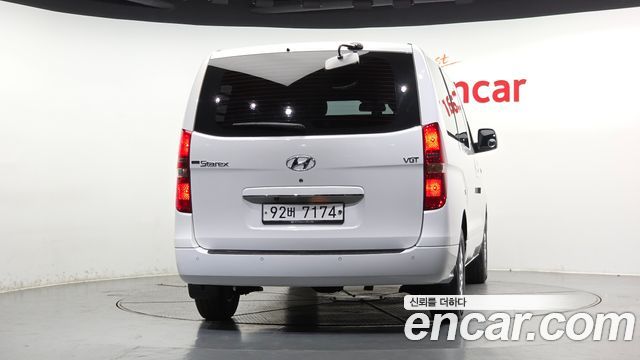 Hyundai Starex 5-Seater VAN CVX Luxury — пробег 131 726 км — фото 4 из 5