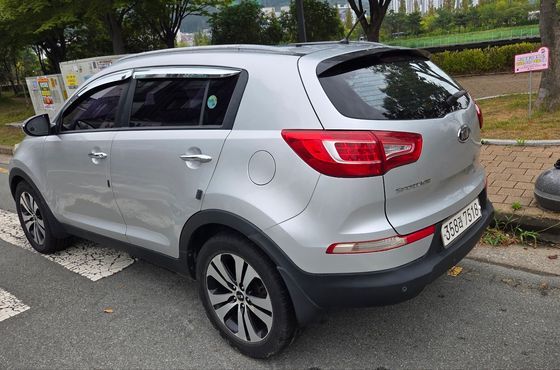 Kia Sportage Diesel 2WD TLX High-Deluxe — пробег 148 224 км — фото 4 из 5