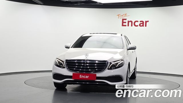Mercedes-Benz E-Class из Кореи Encar