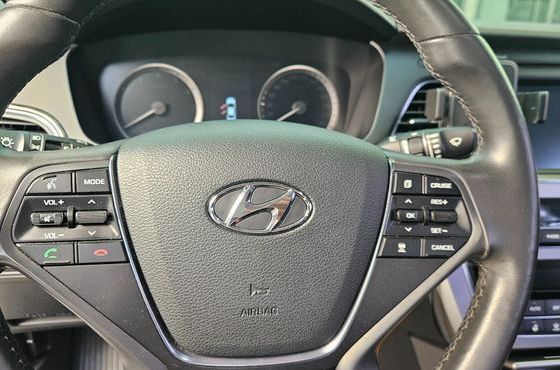 Hyundai Sonata 2.0 Premium Special — пробег 156 378 км — фото 3 из 5