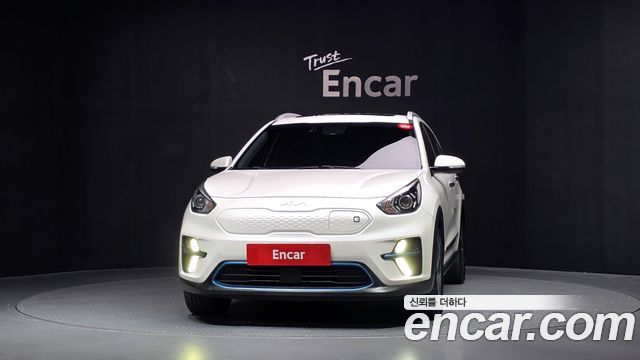 Kia Niro Prestige — пробег 107 511 км — фото 3 из 5