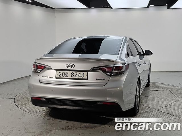Hyundai Sonata 2.0 HEV Smart — пробег 134 500 км — фото 4 из 5