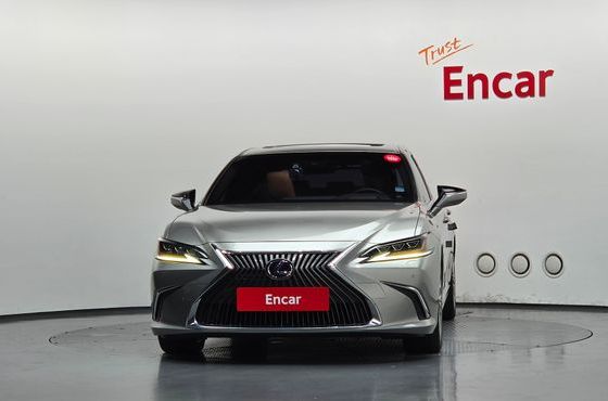 Lexus ES Executive — пробег 126 647 км — фото 3 из 5
