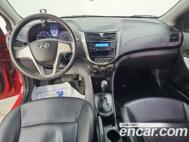 Hyundai Accent 1.4 VVT Smart — пробег 120 656 км — фото 5 из 5