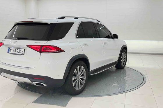 Mercedes-Benz GLE-Class GLE300d 4MATIC — пробег 56 354 км — фото 5 из 5