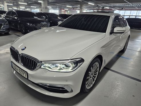 BMW 5-Series 520i Luxury — пробег 87 320 км — фото 3 из 5