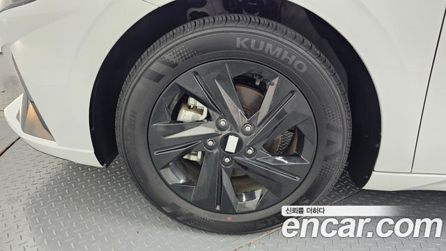 Hyundai AVANTE Smart — пробег 12 878 км — фото 5 из 5