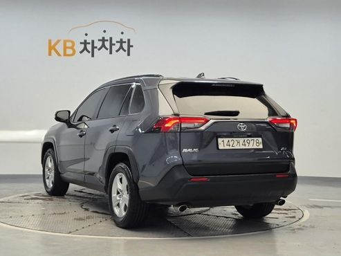 Toyota RAV4 2.5 2WD — пробег 75 268 км — фото 3 из 5