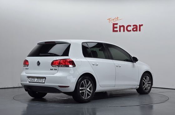 Volkswagen Golf 2.0 TDI — пробег 143 128 км — фото 2 из 5