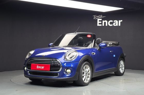 Mini Cooper Convertible Standard 3rd Generation — пробег 141 335 км — фото 1 из 5