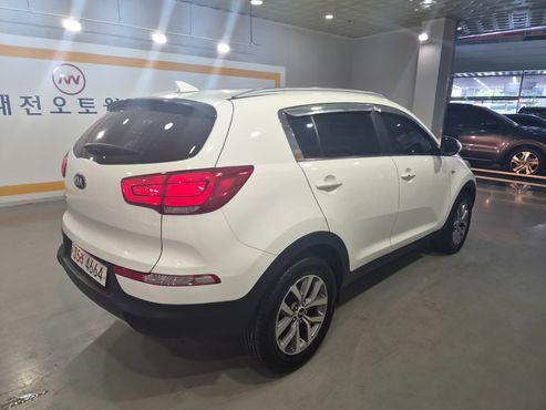Kia Sportage Diesel 2WD Trendy — пробег 120 500 км — фото 4 из 5