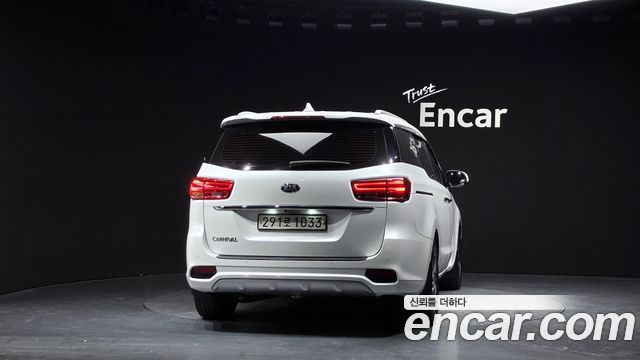 Kia Carnival из Кореи Encar