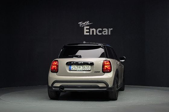 Mini Cooper Gen Z Edition 3rd — пробег 12 708 км — фото 4 из 5