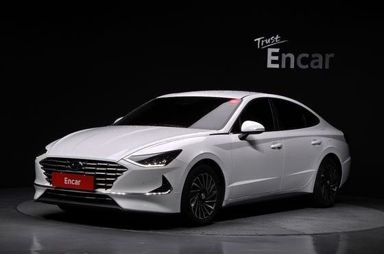 Hyundai Sonata Premium Plus — пробег 82 830 км — фото 1 из 5
