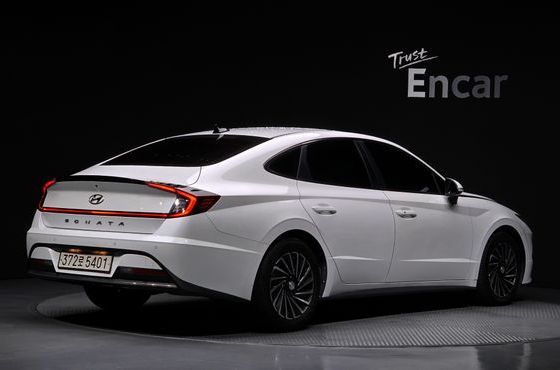 Hyundai Sonata Premium Plus — пробег 82 830 км — фото 2 из 5