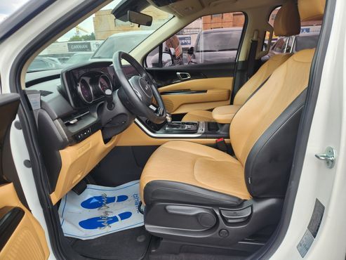Kia Carnival Gasoline 9-Seater Prestige — пробег 80 000 км — фото 5 из 5