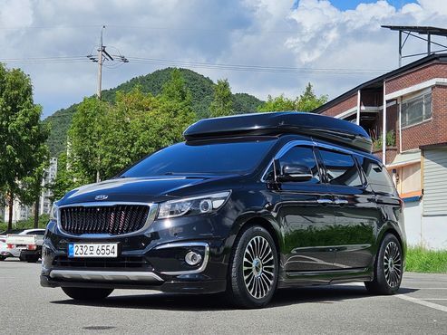 Kia Carnival 9-seater Hi-Limousine Prestige — пробег 193 500 км — фото 1 из 5
