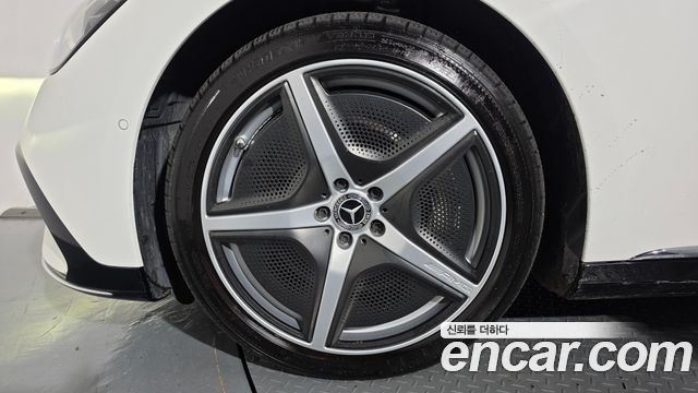 Mercedes-Benz EQE EQE350 4MATIC — пробег 43 045 км — фото 5 из 5