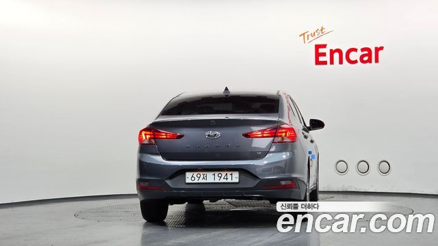 Hyundai AVANTE из Кореи Encar