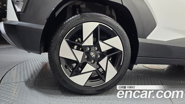 Hyundai Kona из Кореи Encar