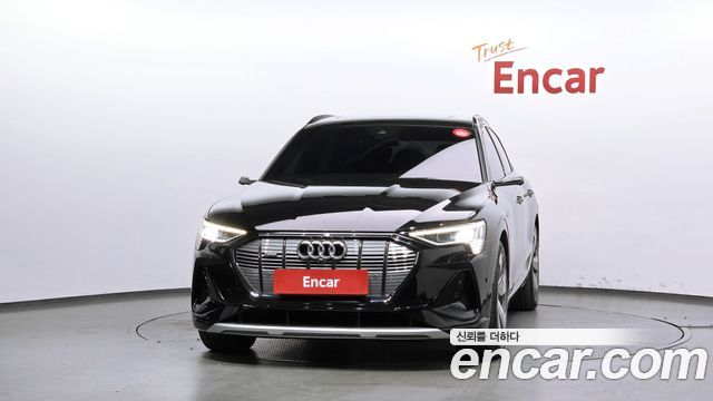 Audi e-tron 55 Quattro Sportback — пробег 85 434 км — фото 3 из 5