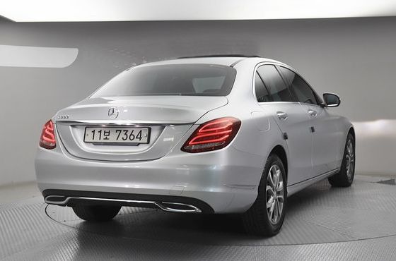 Mercedes-Benz C-Class C200 Avantgarde — пробег 74 450 км — фото 4 из 5