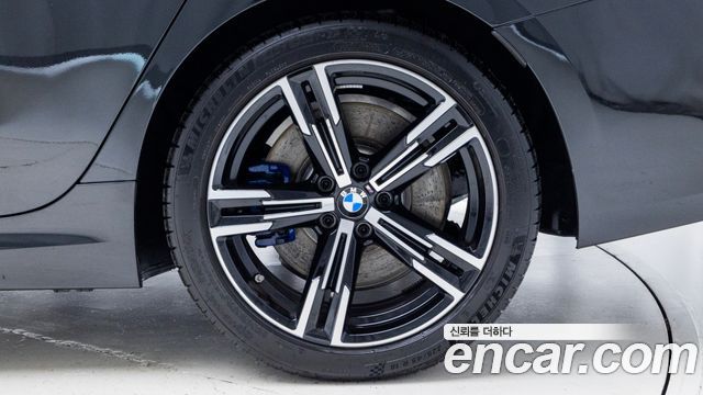 BMW 3-Series 320i Touring M Sports — пробег 6 510 км — фото 5 из 5