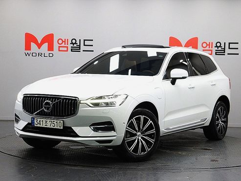 Volvo XC60 T8 Inscription — пробег 144 405 км — фото 1 из 5