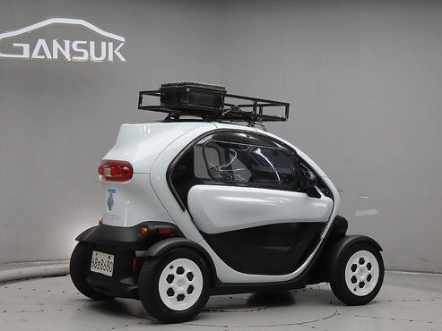 Renault (Samsung) Twizy Intens(2-seater) — пробег 8 700 км — фото 5 из 5